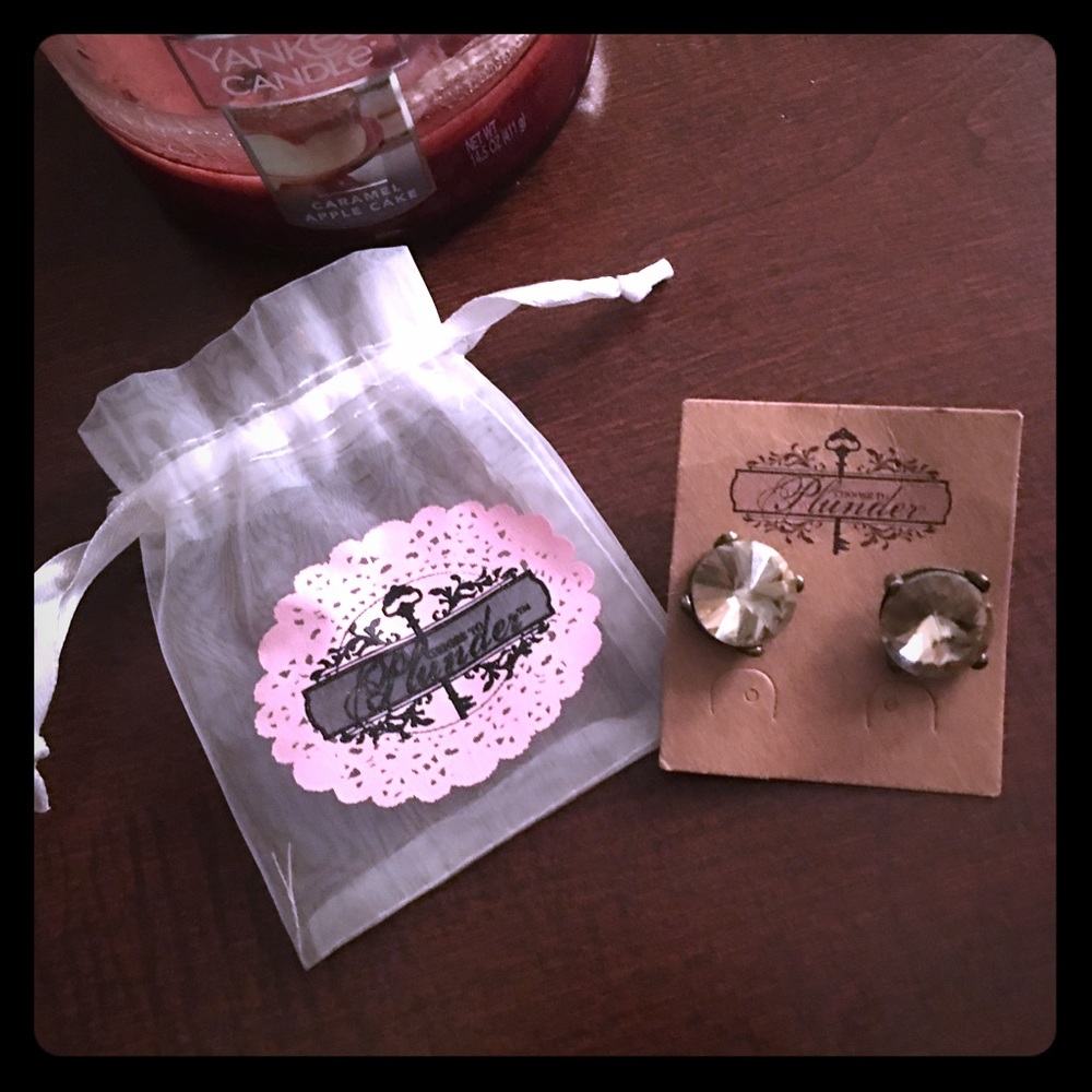 Plunder earrings